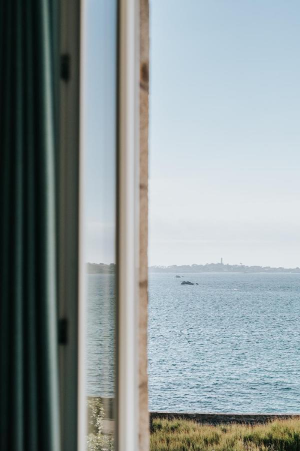 Hotel Aux Tamaris - Vue Mer 로스코프 외부 사진