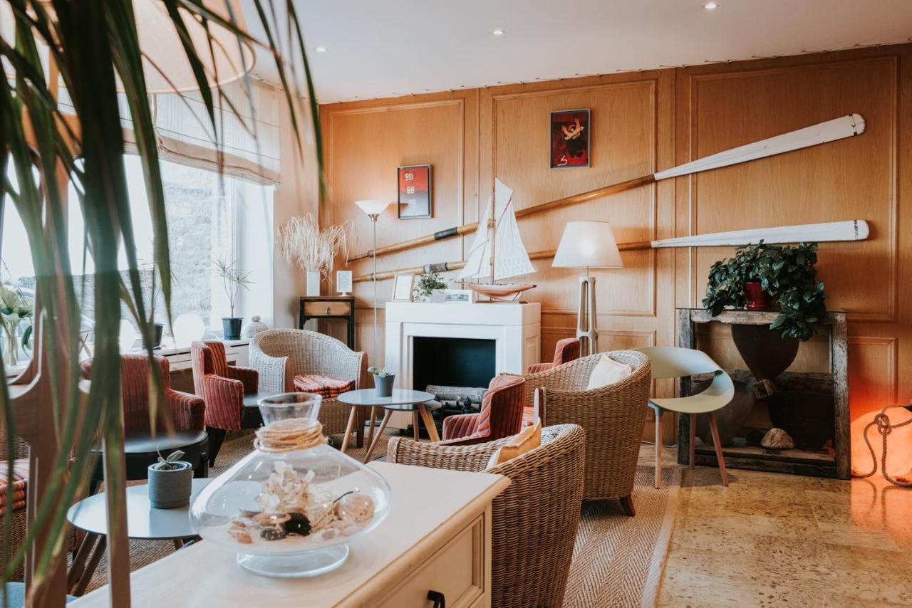 Hotel Aux Tamaris - Vue Mer 로스코프 외부 사진