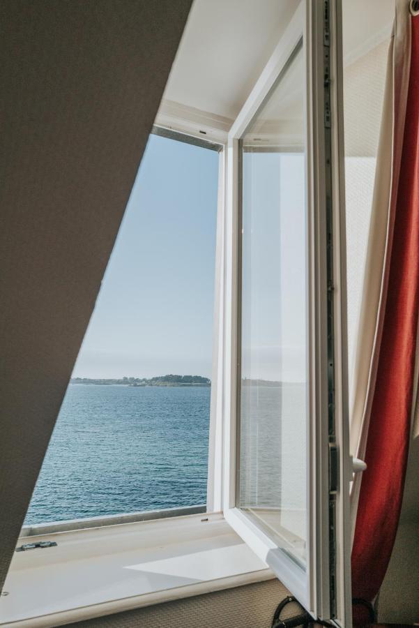 Hotel Aux Tamaris - Vue Mer 로스코프 외부 사진